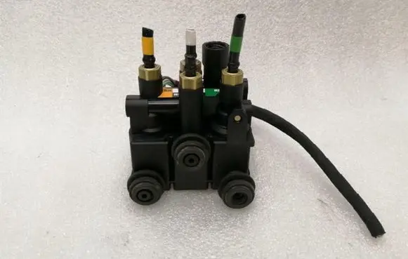 Land Rover Range Rover L405 Air suspension valve block CPLA5B710BC