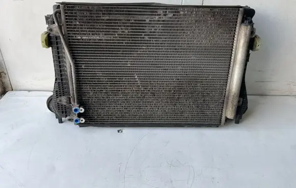 Volkswagen PASSAT B6 Intercooler radiator 3C0145805P W6893002