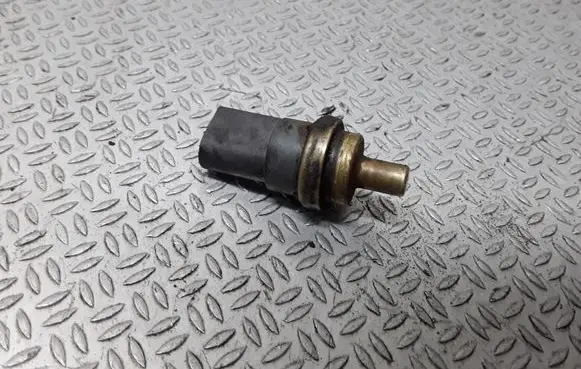 Volkswagen Touran I Coolant temperature sensor 