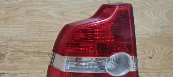Volvo S40 Rear/tail lights