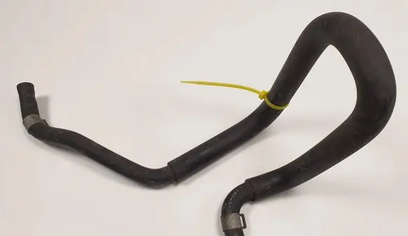 Infiniti FX Engine coolant pipe/hose