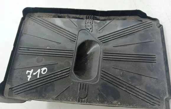 Citroen C5 Aircross Battery tray 9817230480