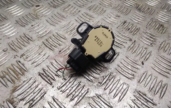 Toyota Prius (XW20) Accelerator pedal position sensor 8951047020
