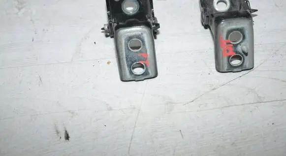 Peugeot 2008 I Rear door hinge set 