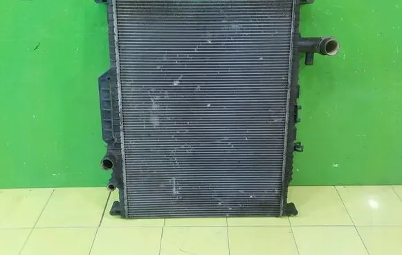 Citroen C-Crosser Coolant radiator AH328005BA