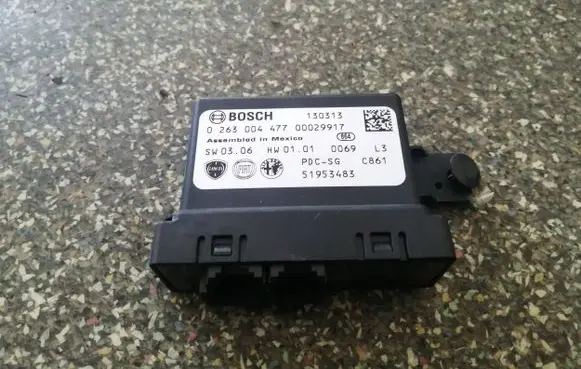 Fiat 500L Parking PDC control unit/module 51953483 0263004477
