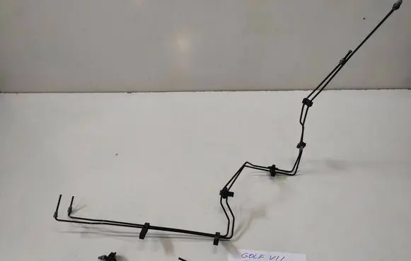 Volkswagen Golf VII Brake line pipe/hose 5Q1614726N 5Q1614724A