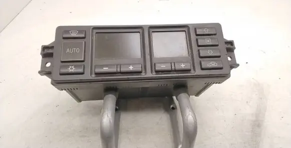 Audi A4 S4 B5 8D Climate control unit 8L0820043 5HB00760800 A10302