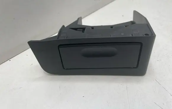 BMW 5 E60 E61 Car ashtray 1360457
