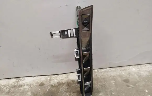 Citroen DS7 Crossback A set of switches 9821893677 9817821177