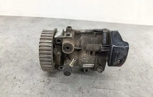Renault Modus Fuel injection high pressure pump 