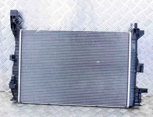 Ford Focus Coolant radiator T22664B CV618005VC
