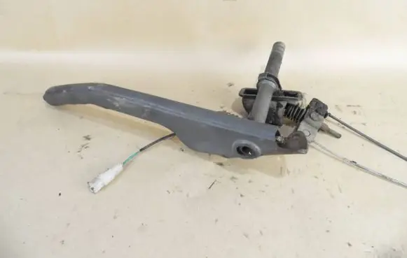 Mitsubishi Pajero Handbrake/parking brake lever assembly 