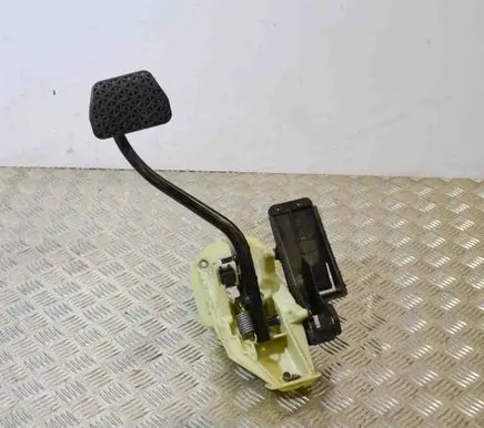 BMW 5 F10 F11 Brake pedal 9144253