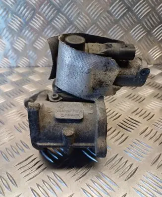 Volkswagen Caddy EGR valve 03G129637A 03G131502