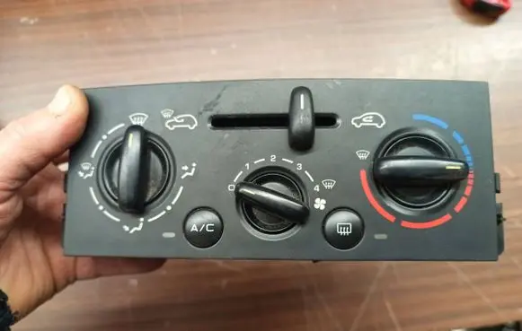 Peugeot 207 Climate control unit n102079b n102079b3 n102079