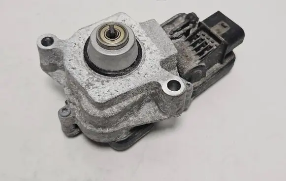 BMW 3 F30 F35 F31 Gearbox-reducer motor 8643153 18016F0281 A2C73522106