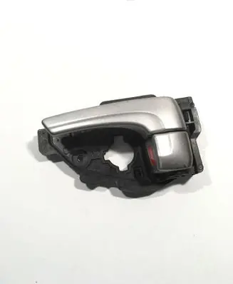 Hyundai ix35 Front door interior handle 826132S000