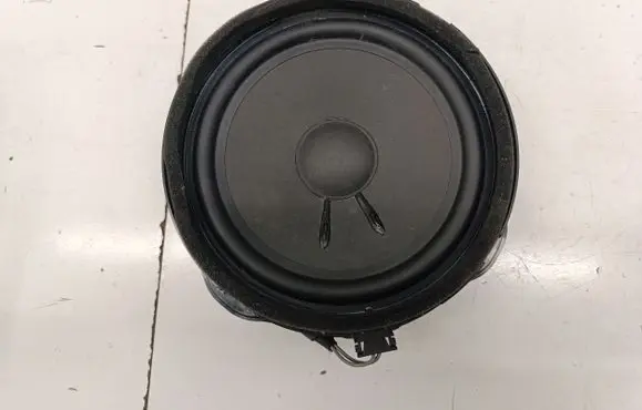 Audi A3 S3 8V Front door speaker 8V0035415E