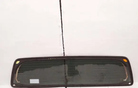 Toyota Hilux VIII Rear windscreen/windshield window