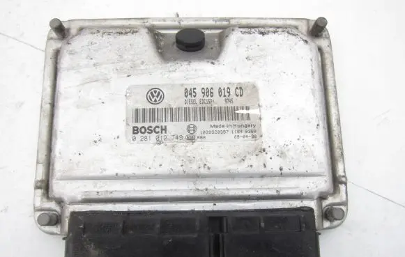 Skoda Fabia Mk2 (5J) Engine control unit/module 045906019CD