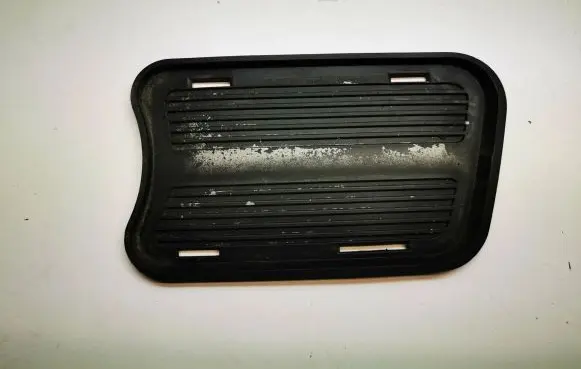 Chrysler 300 - 300C Fog light part 04806085AA