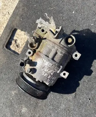 KIA Opirus Air conditioning (A/C) compressor (pump) 