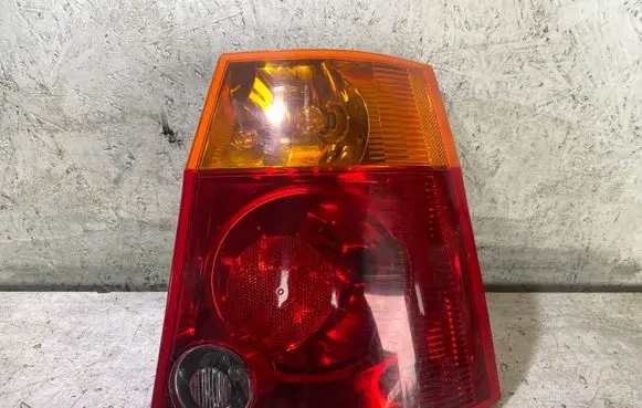 Chrysler Pacifica Rear/tail lights 04857586AC