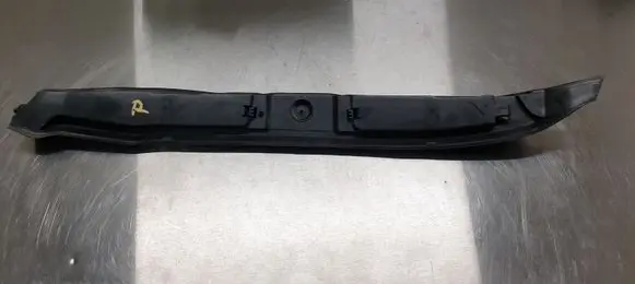 Volkswagen Polo V 6R Front arch trim 6R0821112B