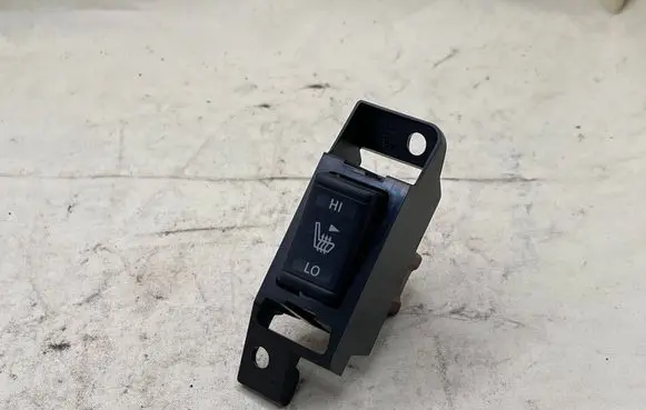 Nissan Leaf II (ZE1) Rear glass lock/latch C673 255003TA0A