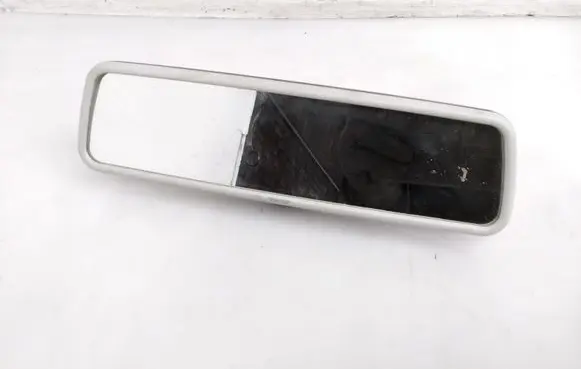 Volkswagen Amarok Rear view mirror (interior)