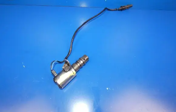 Jaguar F-Pace Oil pressure sensor 17260319