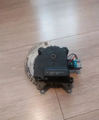 A/C air flow flap actuator/motor