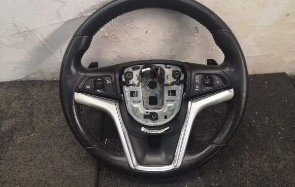 Chevrolet Camaro Steering wheel