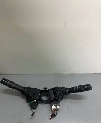 Lexus CT 200H Wiper turn signal indicator stalk/switch 17F060