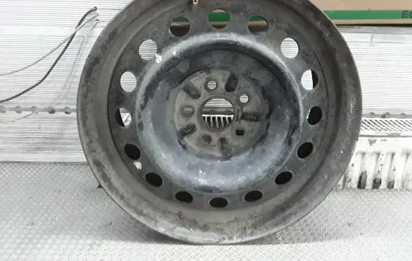 Toyota Avensis T250 R16 steel rim 2160612