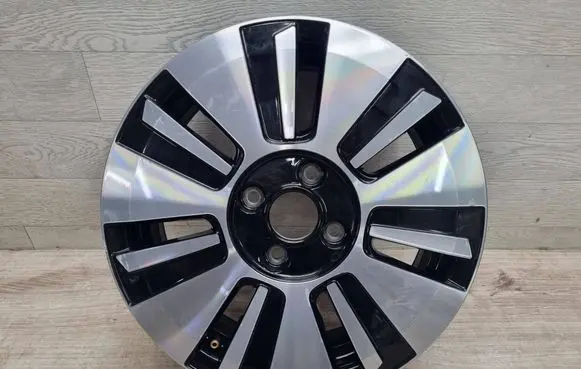 Volkswagen Up R15 alloy rim 1S0601025AH