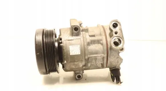 Opel Corsa D Air conditioning (A/C) compressor (pump) 55701200