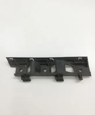 Volkswagen PASSAT B6 Front bumper mounting bracket 3C0807184