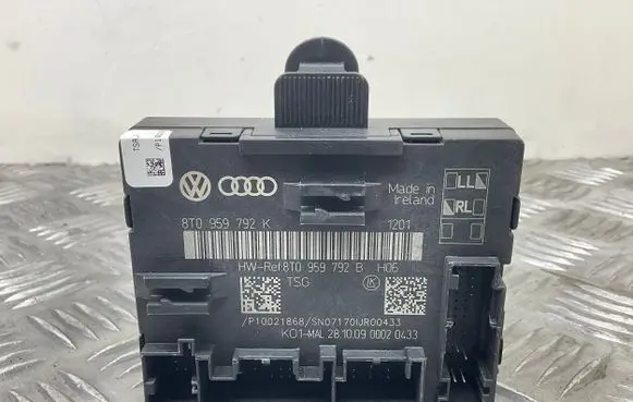 Audi A5 Sportback 8TA Door control unit/module 8T0959792K