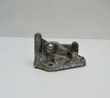 BMW 5 F10 F11 Fuel pump bracket 7805421