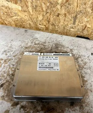 Mercedes-Benz S W220 ESP (stability system) control unit 2205451832 0265109607