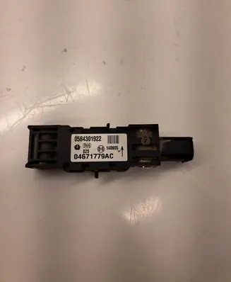 Chrysler Voyager Airbag deployment crash/impact sensor 04671779AC 0584301922