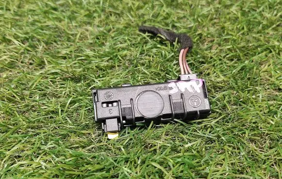 Mercedes-Benz E W212 Rain sensor A1729058200