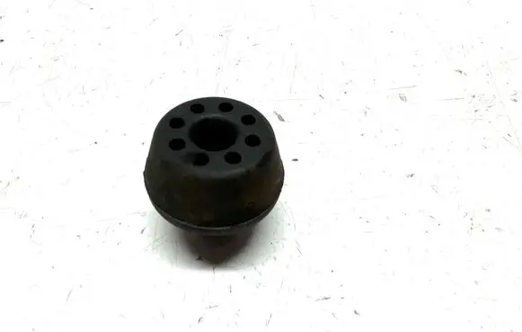 Nissan Qashqai Radiator mount bracket 21507JE20A