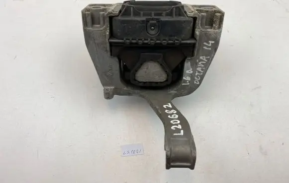 Skoda Octavia Mk3 (5E) Engine mount bracket 5Q0199262BH 27042013 TAEG311200Q