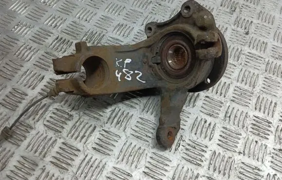 Peugeot 2008 I Front wheel hub
