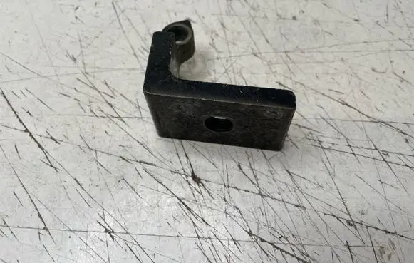 BMW 5 E60 E61 Front door upper hinge 7068074 0704