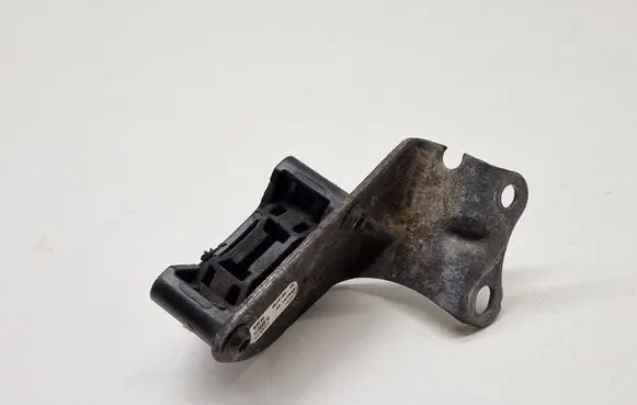 BMW X3 F25 Air filter cleaner box bracket assembly 8519130