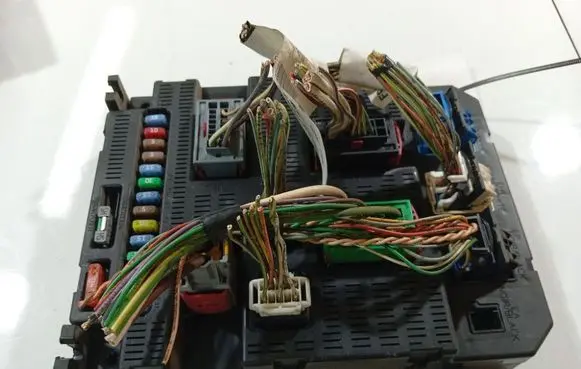 Citroen C4 I Fuse box set 9659285680